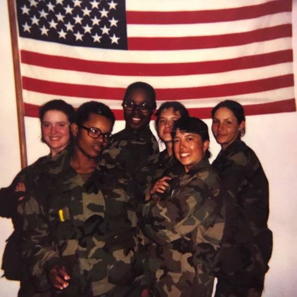 Meet your Posher, Amy - Picture 1 of 1